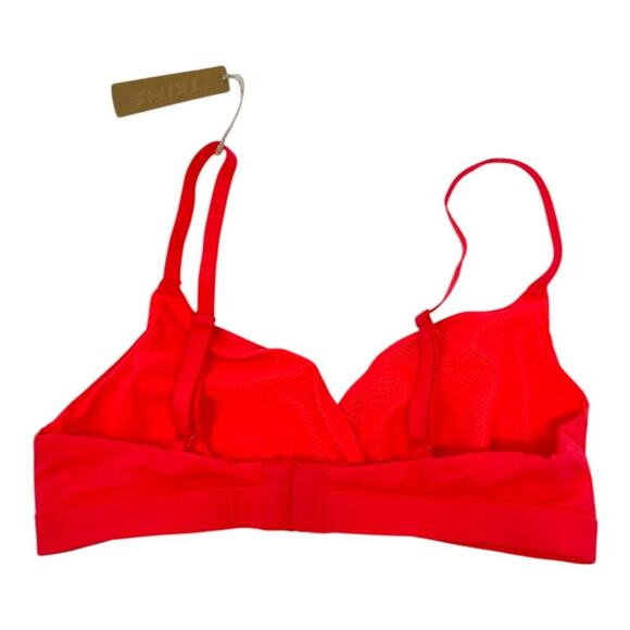 SKIMS Fits Everybody Crossover Bralette Ultra Pink Size XS NWT $34 MSRP - Picture 4 of 4